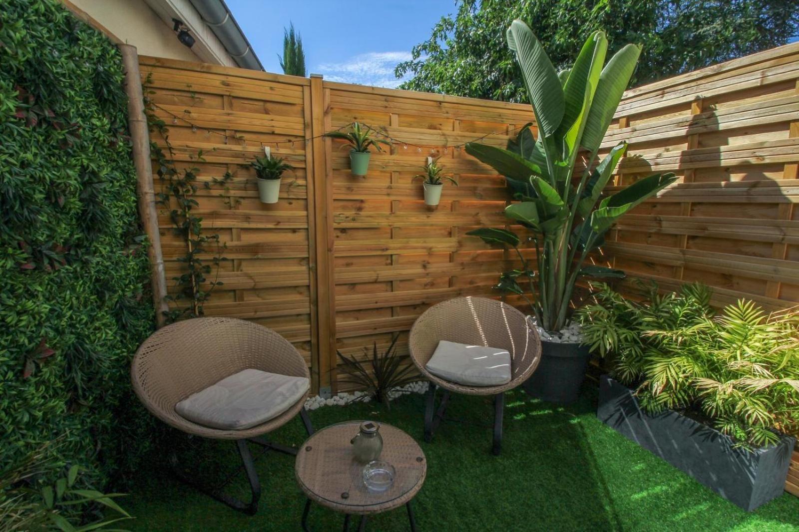 Loveroomxspa Bourg-Saint-Christophe Exteriér fotografie